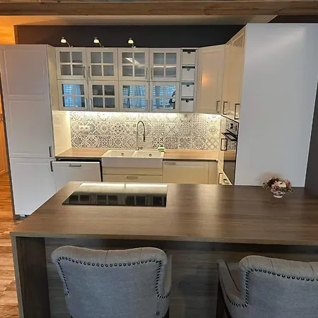 Lägenhet Luxusny Pod Karpatami